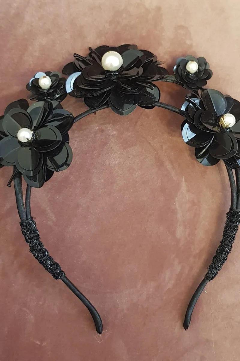 Diadema flores  lentejuelas 3D by Lola Sevares